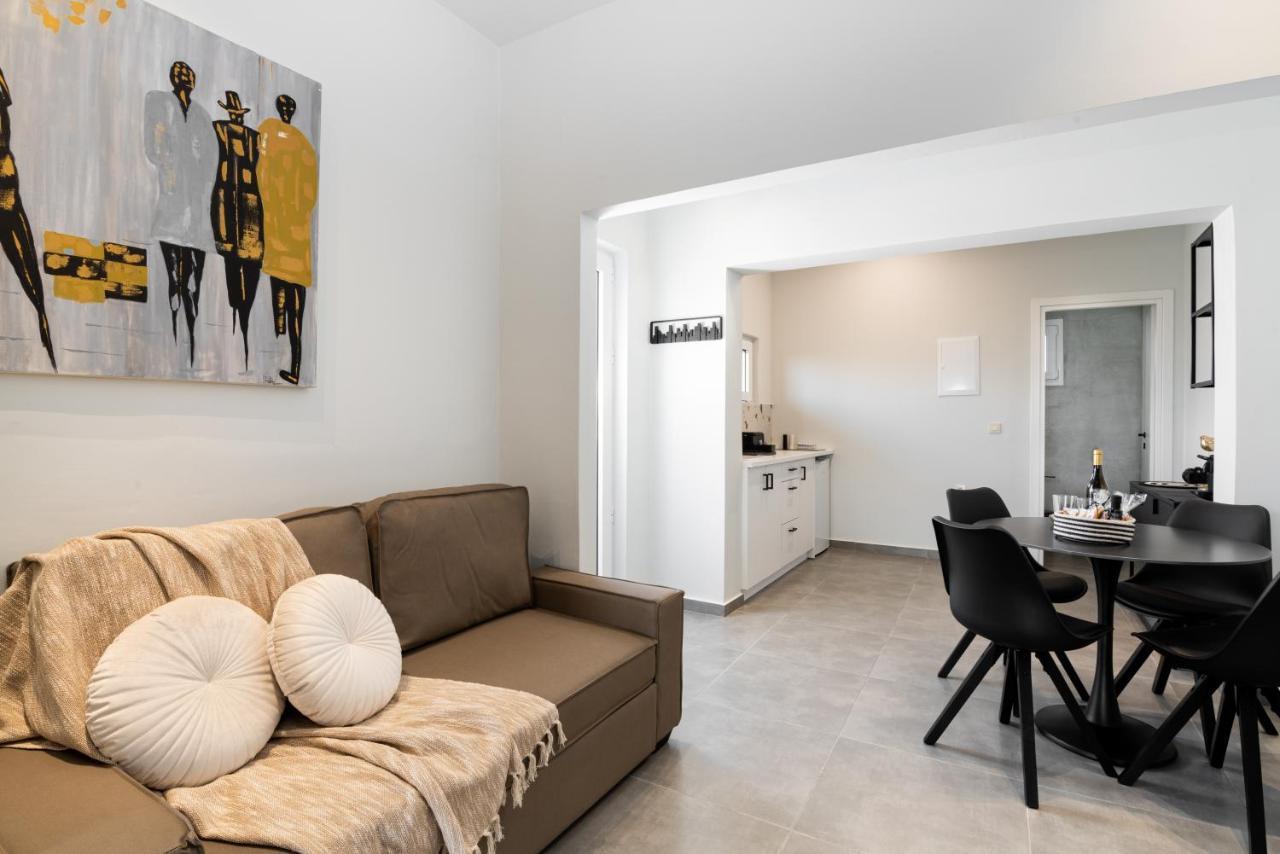 Meliora Suites Dhrapanias Bagian luar foto